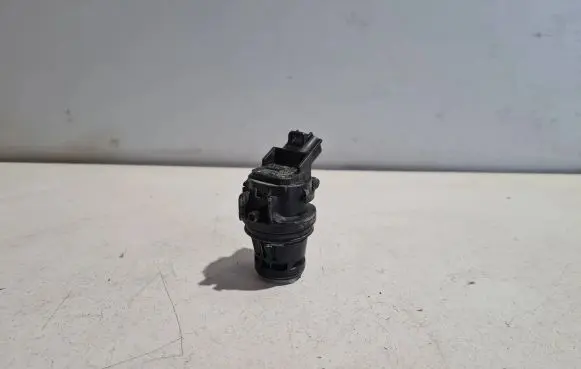 Lexus NX Headlight washer pump 8533042010