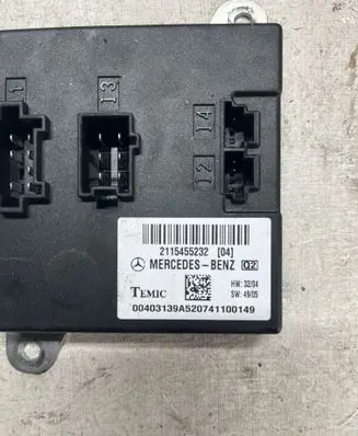 Mercedes-Benz E W211 Comfort/convenience module 2115455232
