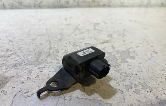 Toyota Land Cruiser (J120) Airbag deployment crash/impact sensor 2521000030 8917335060