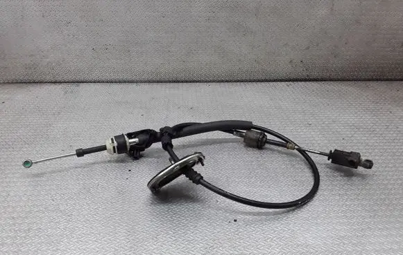 Gear shift cable linkage