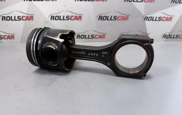 Mercedes-Benz E C207 W207 Piston with connecting rod A6510300117 65100