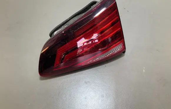 Volkswagen Golf VII Tailgate rear/tail lights 5G0945094AH L90124377