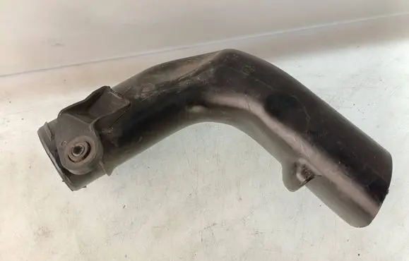 Air intake hose/pipe