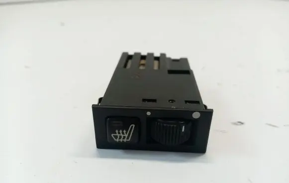 BMW 7 E38 Seat heating switch 61318352259