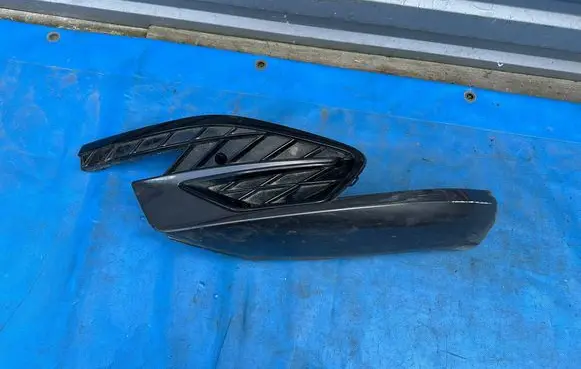 Cupra Formentor Front bumper lower grill 5FF853665D