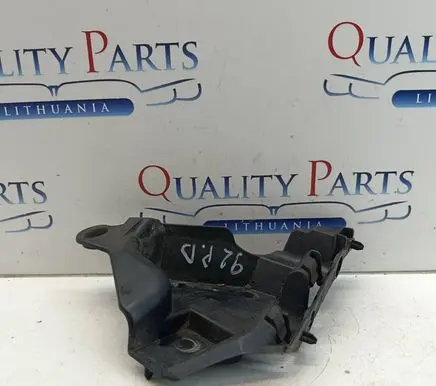 Volvo XC60 Front bumper mounting bracket 30764619