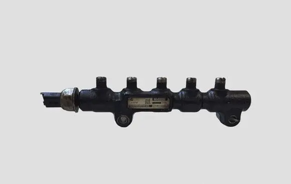 Citroen C5 Fuel main line pipe 9654592680