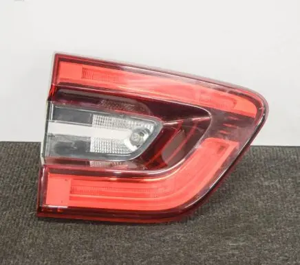 Renault Kadjar Tailgate rear/tail lights 90061332 265550151R
