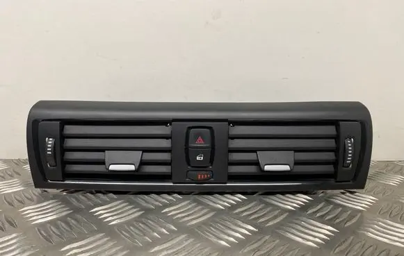 BMW 1 F20 F21 Dash center air vent grill 9207116