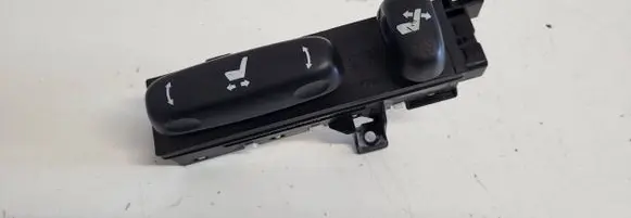 Lexus RX 330 - 350 - 400H Seat control switch 18A189