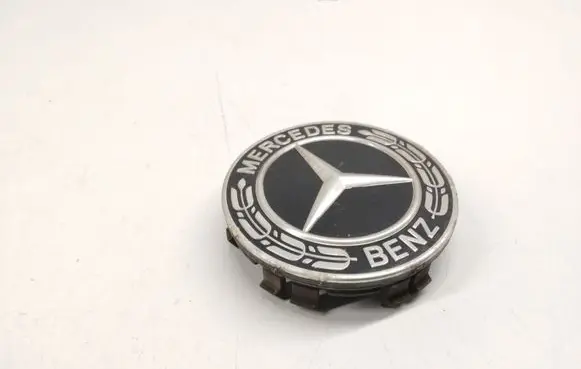 Mercedes-Benz A W177 Original wheel cap A2224002200
