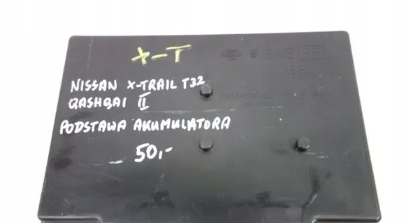 Nissan X-Trail T32 Battery tray 244284M800