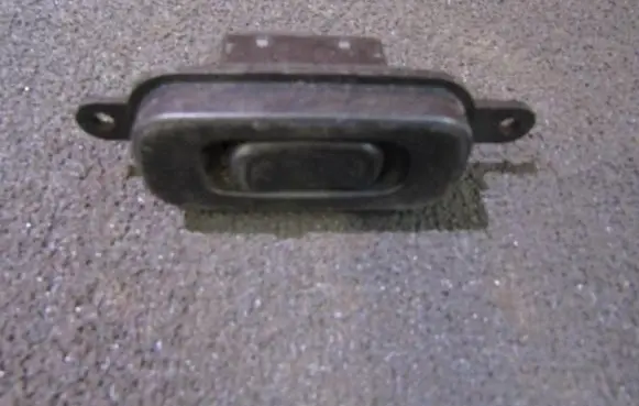 Mazda Xedos 9 Electric window control switch T0016637002