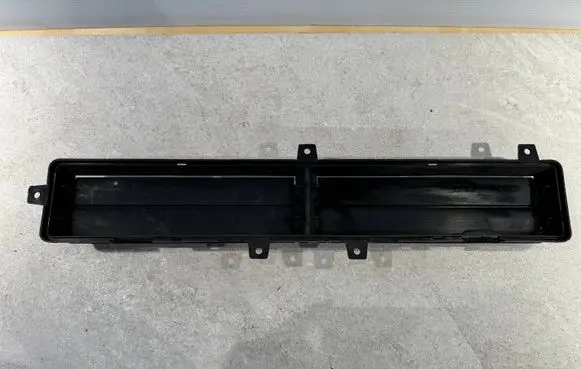 Opel Insignia A Intercooler air channel guide 23163383-KPD52