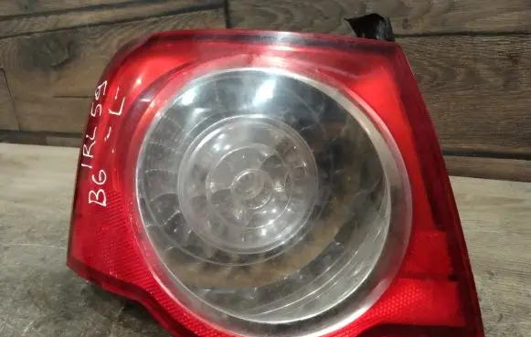 Volkswagen PASSAT B6 Rear/tail lights 3C5945095C