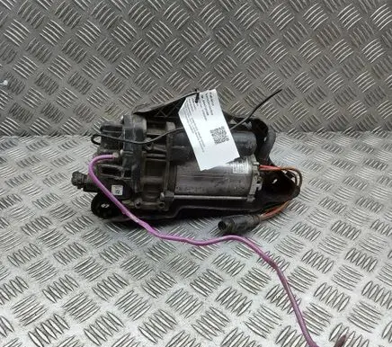 Land Rover Range Rover Sport L494 Air suspension compressor/pump 26071838