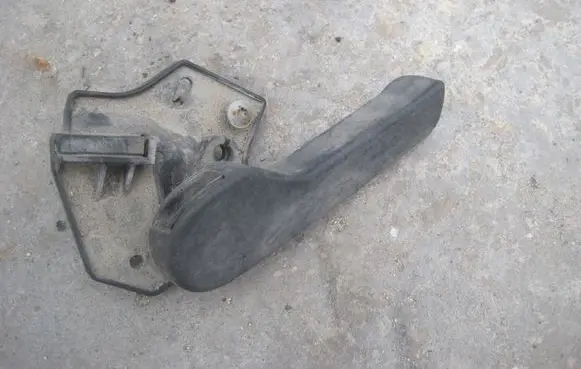 Volkswagen Multivan T6 Engine bonnet (hood) release handle 1J1823533C