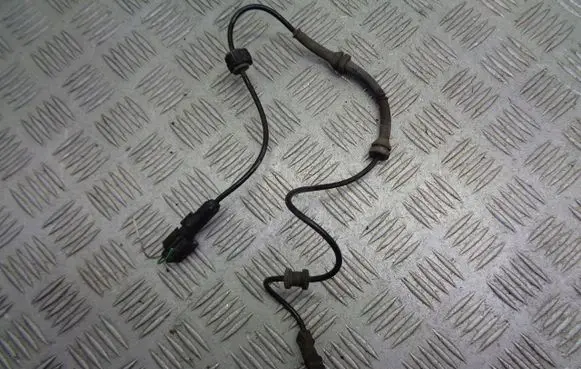 Renault Laguna III ABS wheel speed sensor 