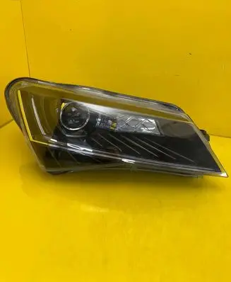 Skoda Superb B8 (3V) Headlight/headlamp 3V1941016B