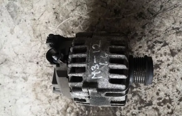 Mazda 3 II Generator/alternator AV6N10300GC