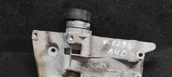Volkswagen Polo V 6R Generator/alternator bracket 036145169G