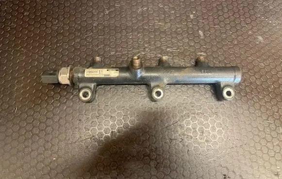 Hyundai Terracan Fuel main line pipe 315004X700 R9144Z060A