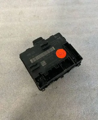 Audi A8 S8 D5 Door control unit/module 4M1959593K