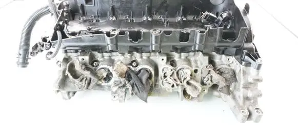 BMW X3 E83 Engine head 7797678