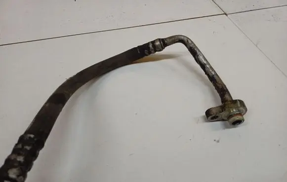 Ford Mondeo MK IV Air conditioning (A/C) pipe/hose 