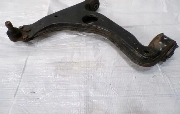 Opel Meriva B Front control arm 