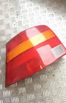 Volkswagen Golf IV Rear/tail lights 1j6945095aa