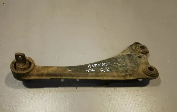 Toyota Avensis T270 Rear upper control arm/wishbone