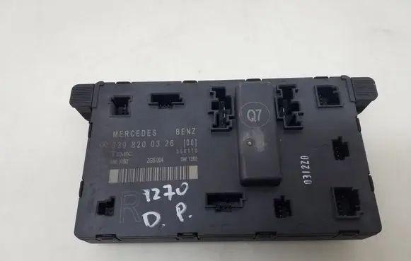 Mercedes-Benz Vito Viano W639 Door control unit/module A6398200326