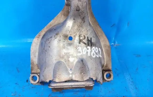 Audi A6 S6 C7 4G Engine mounting bracket 4G0399378J