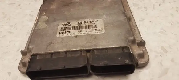 Volkswagen Golf IV Engine control unit/module 038906019AM 0281010091