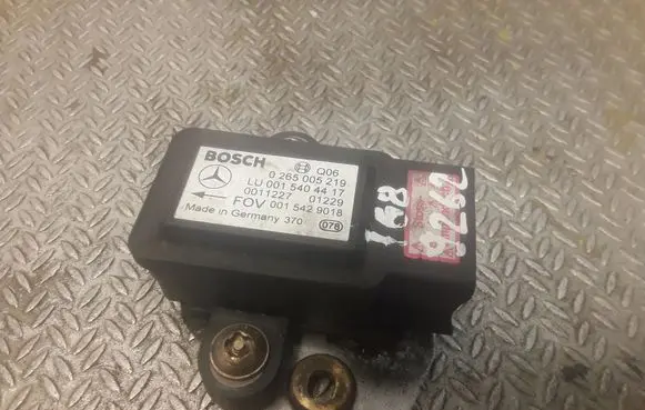 Mercedes-Benz A W168 Yaw turn rate sensor A0015404417 0015404417