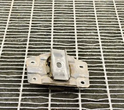 Skoda Citigo Gearbox mount 1S0199555AB 1S0199555B