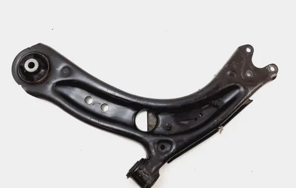 Seat Leon IV Front lower control arm/wishbone 5WA407117 5WA407151A