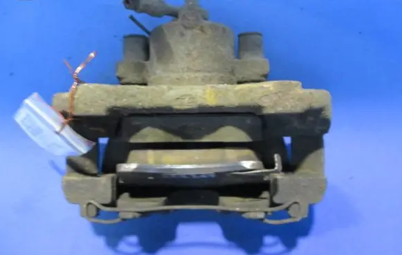 Opel Zafira A Front brake caliper