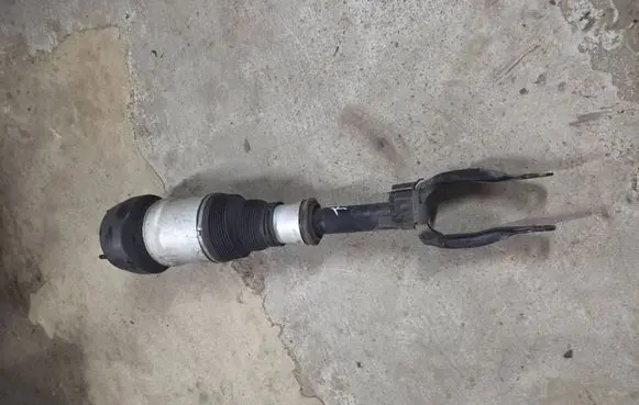 Mercedes-Benz GL X166 Air suspension front shock absorber A1663230500