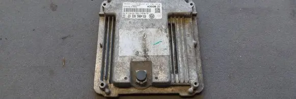 Volkswagen Scirocco Wing mirror control module 03L906022KD 03L906022G 0281015335