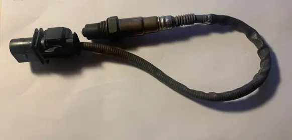 BMW 5 E60 E61 Lambda probe sensor 1928404682