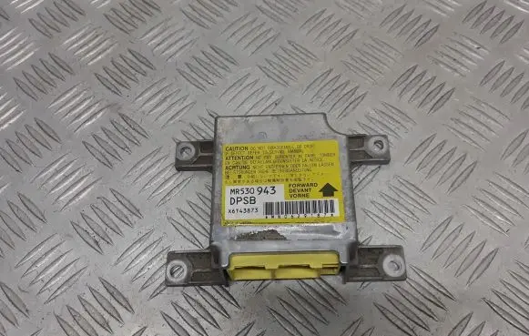 Mitsubishi Pajero Pinin Airbag control unit/module MR530943