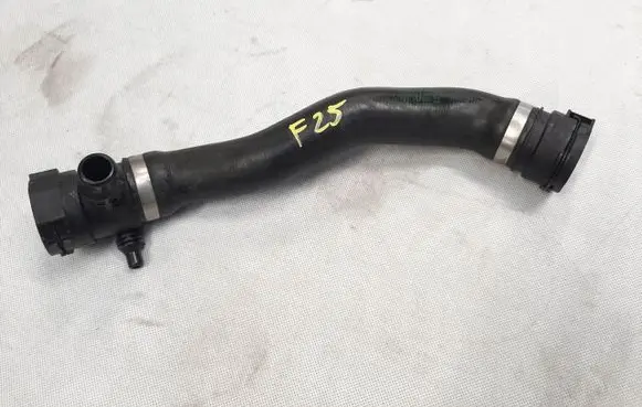 BMW X3 F25 Engine coolant pipe/hose 7601855