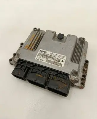 Peugeot 308 SW Engine control unit/module 9666235880 9663193780 0261201863