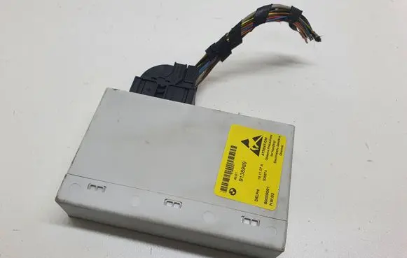 BMW 5 E60 E61 Central console control unit 9138969 80059001
