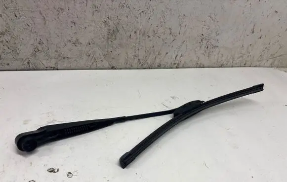 Toyota Prius (XW20) Rear wiper blade 6897