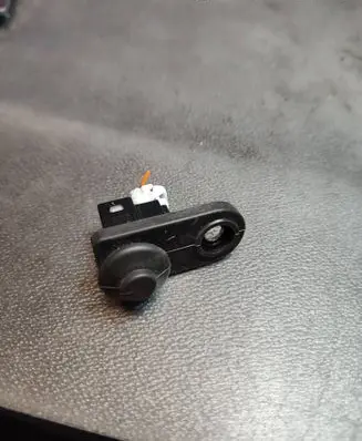 Hyundai i30 Rear door sensor 935601M500
