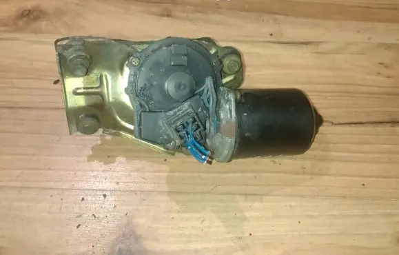 Mazda Xedos 6 Wiper motor