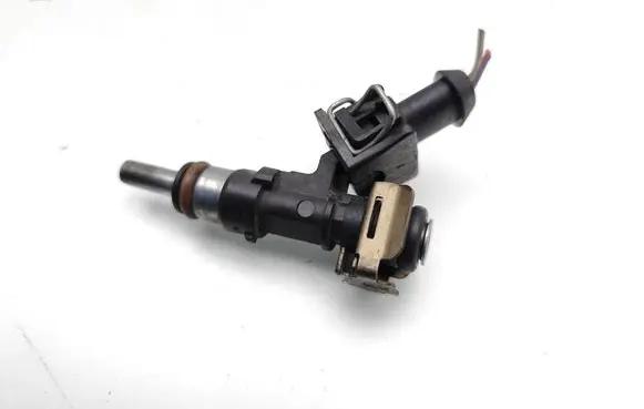 Opel Corsa D Fuel injector 0280158108
